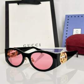 Picture of Gucci Sunglasses _SKUfw79399426fw